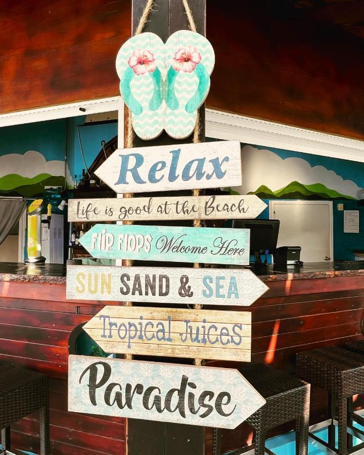 Adelais Bay Hotel Протарас Екстериор снимка