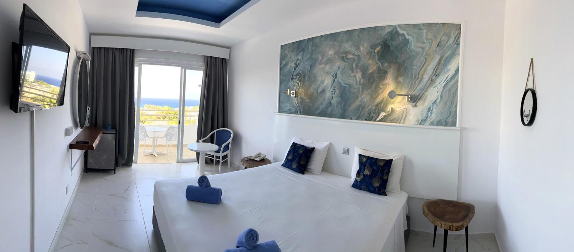 Adelais Bay Hotel Протарас Екстериор снимка